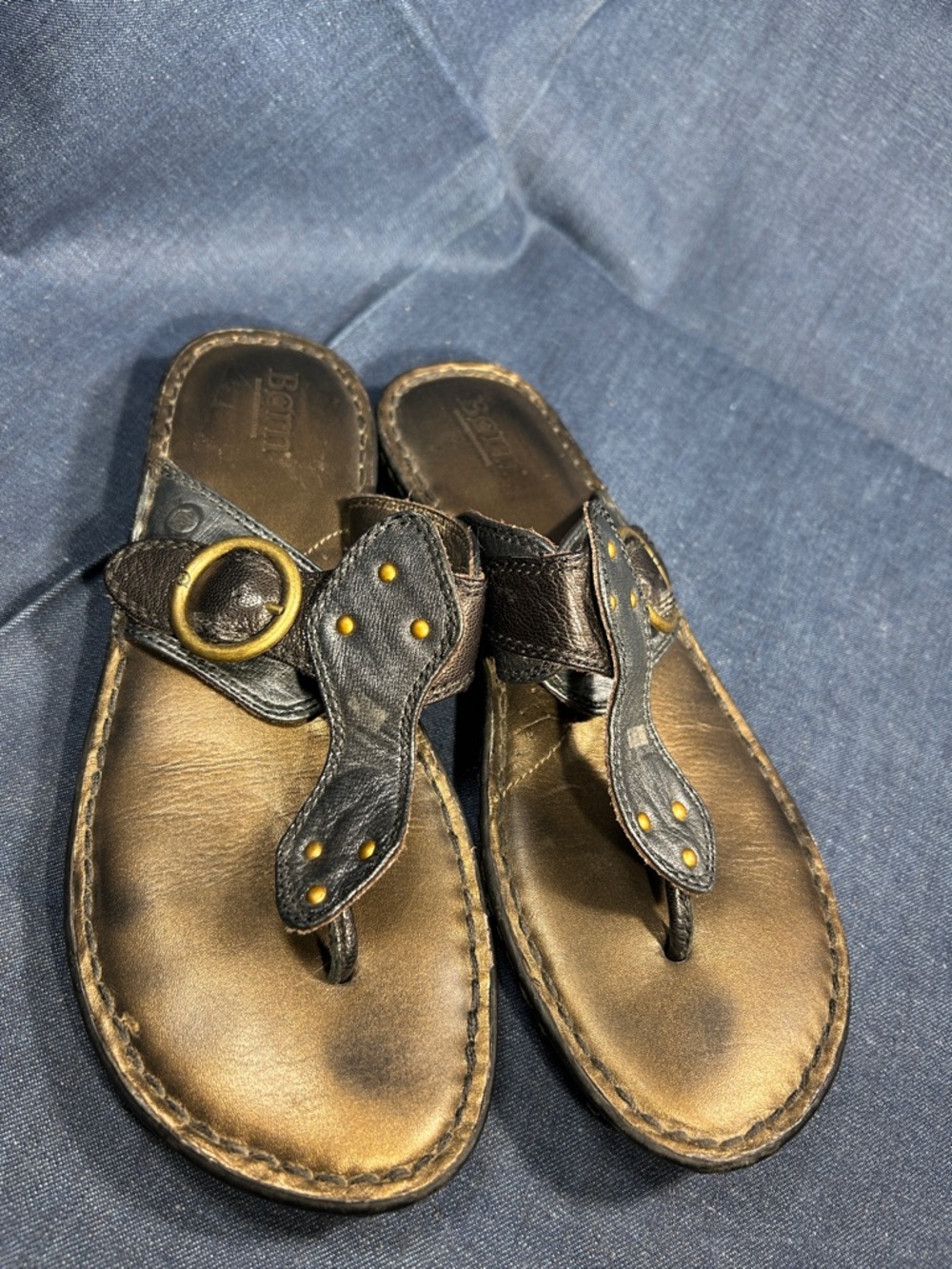 Born leather sandals with buckle